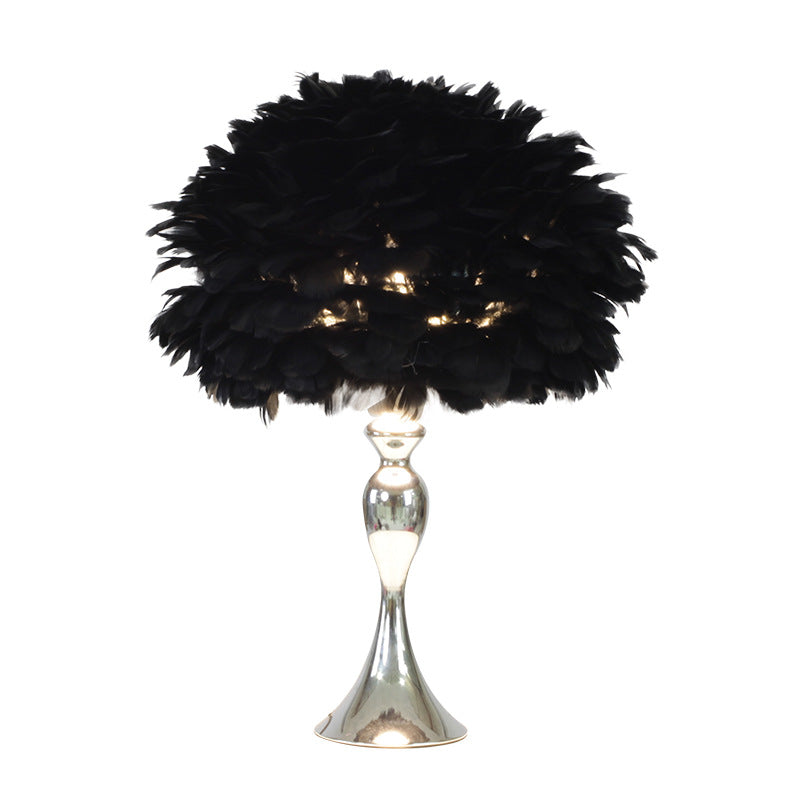 Feather Round Iron Table Lamp