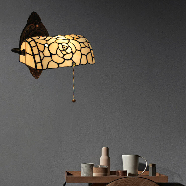 Floral Stained Glass Living Wall Lamp