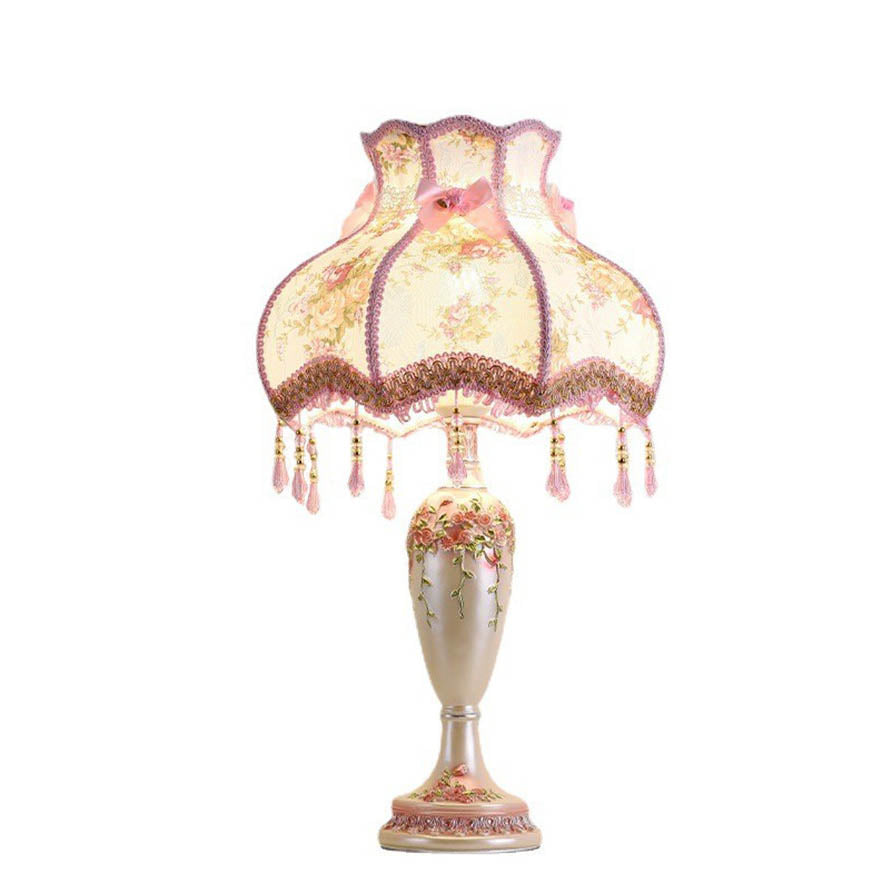 Romantic Fabric Tassel Table Lamp