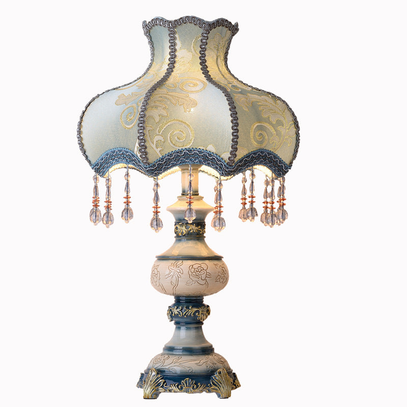 Europe Flower Resin Table Lamp