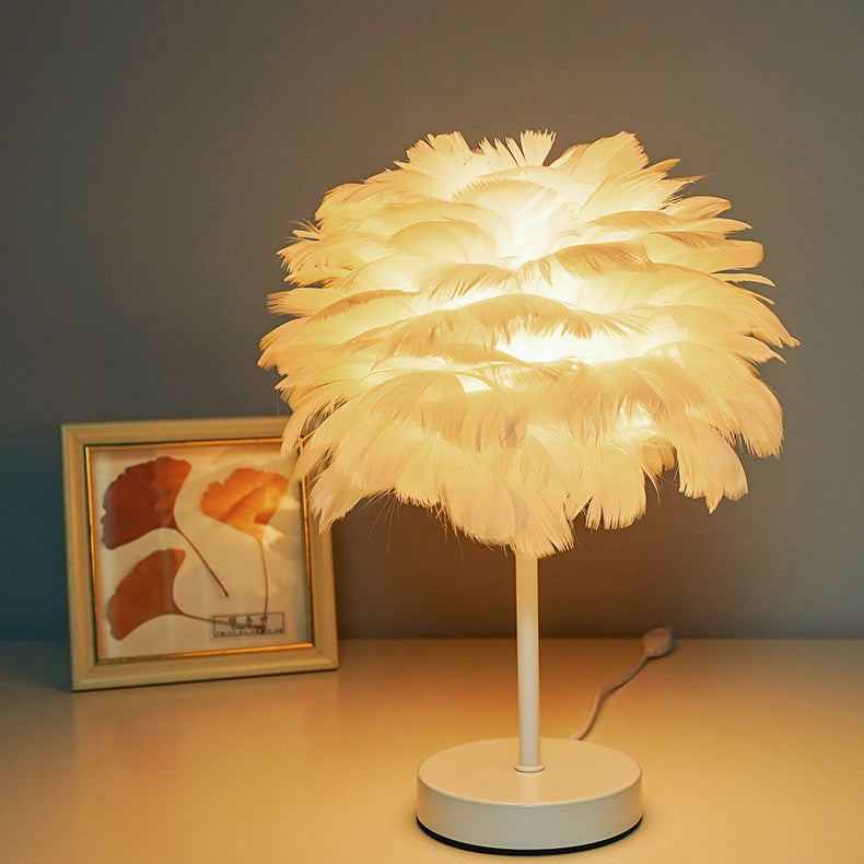 Iron Feather Bedroom Table Lamp