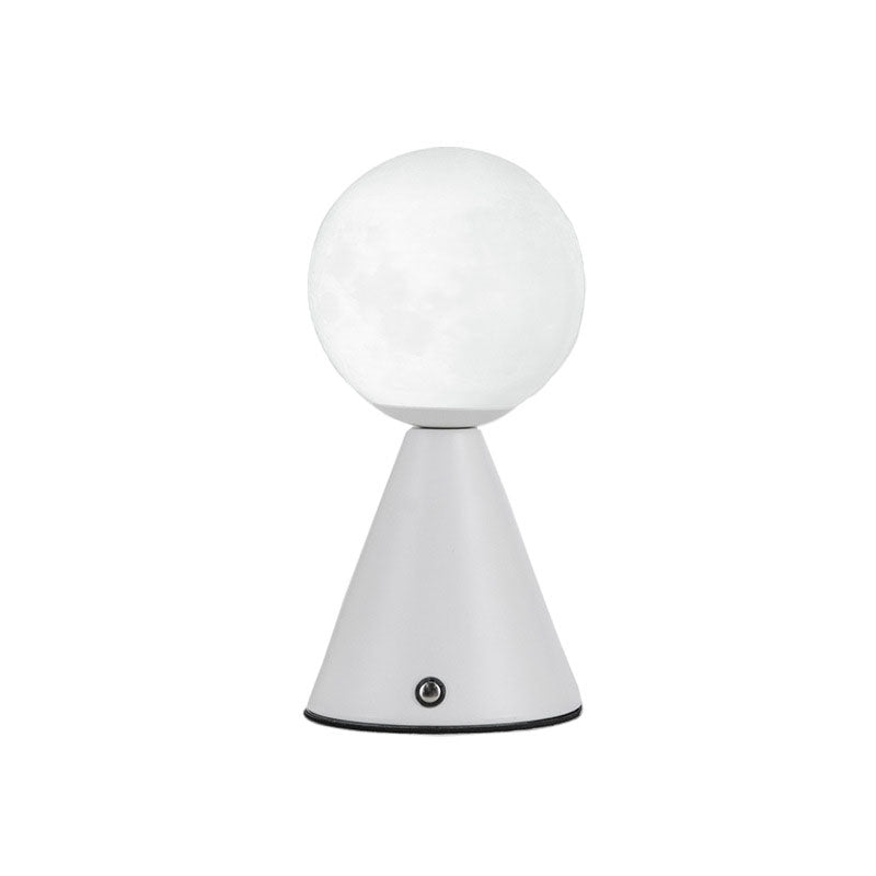 Iron PIA Conic Ball Table Lamp