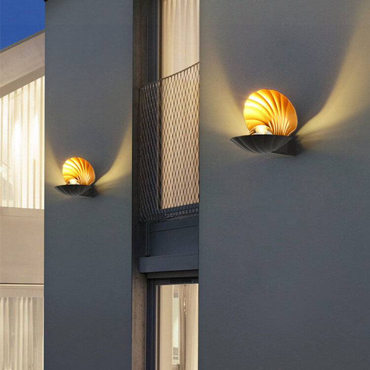 Shell Aluminum Outdoor Light