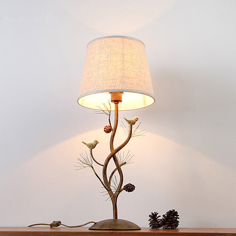 Fabric Pinecone Bird Iron Table Lamp
