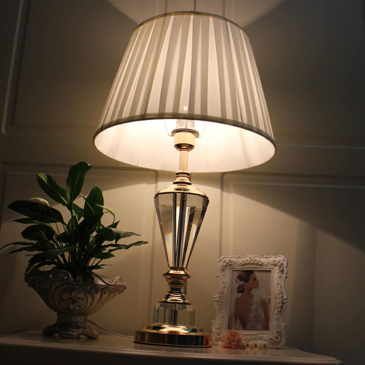 European-style Crystal Fabric Table Lamp