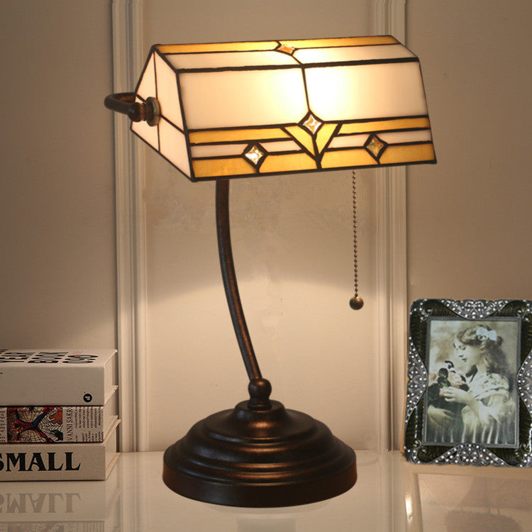 Plaid Trapezoidal Stained Glass Table Lamp