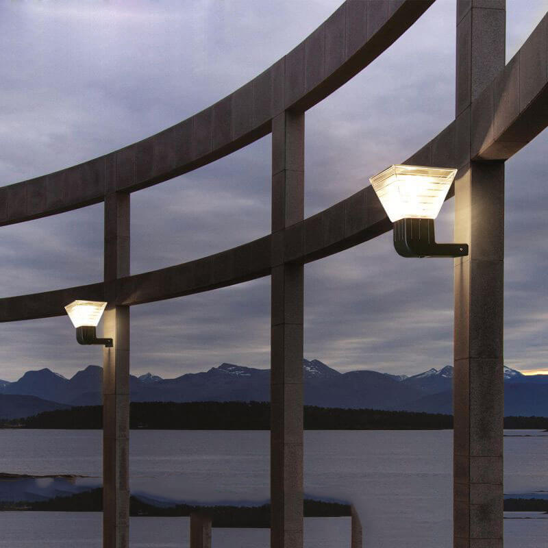 Square Black Aluminum Plastic Outdoor Light