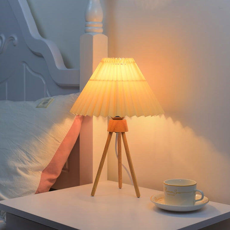 Tripod Pleated Design Umbrella Table Lamp