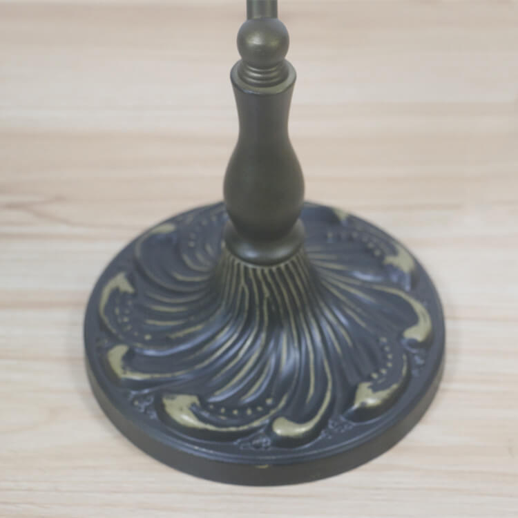 European Vintage Tiffany Table Lamp