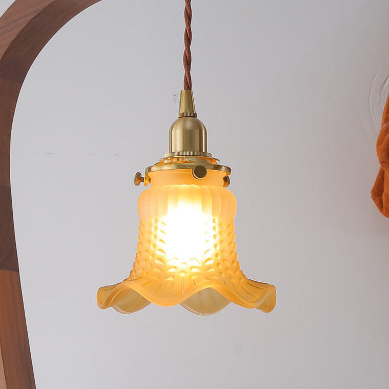Walnut Floral Glass Shade1-Light Table Lamp
