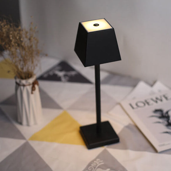 Solid Color Square Metal Table Lamp