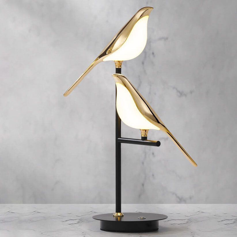 Magpie Bird Table Lamp