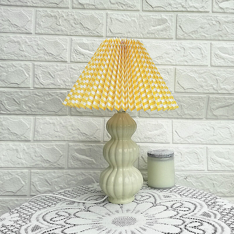 Pleated Ceramic Cloth Table Lamp