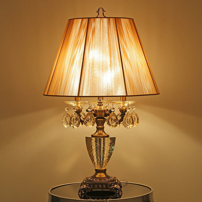 Champagne Teardrop Zinc Alloy 3-Light Table Lamp