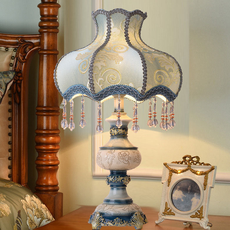 Europe Flower Resin Table Lamp