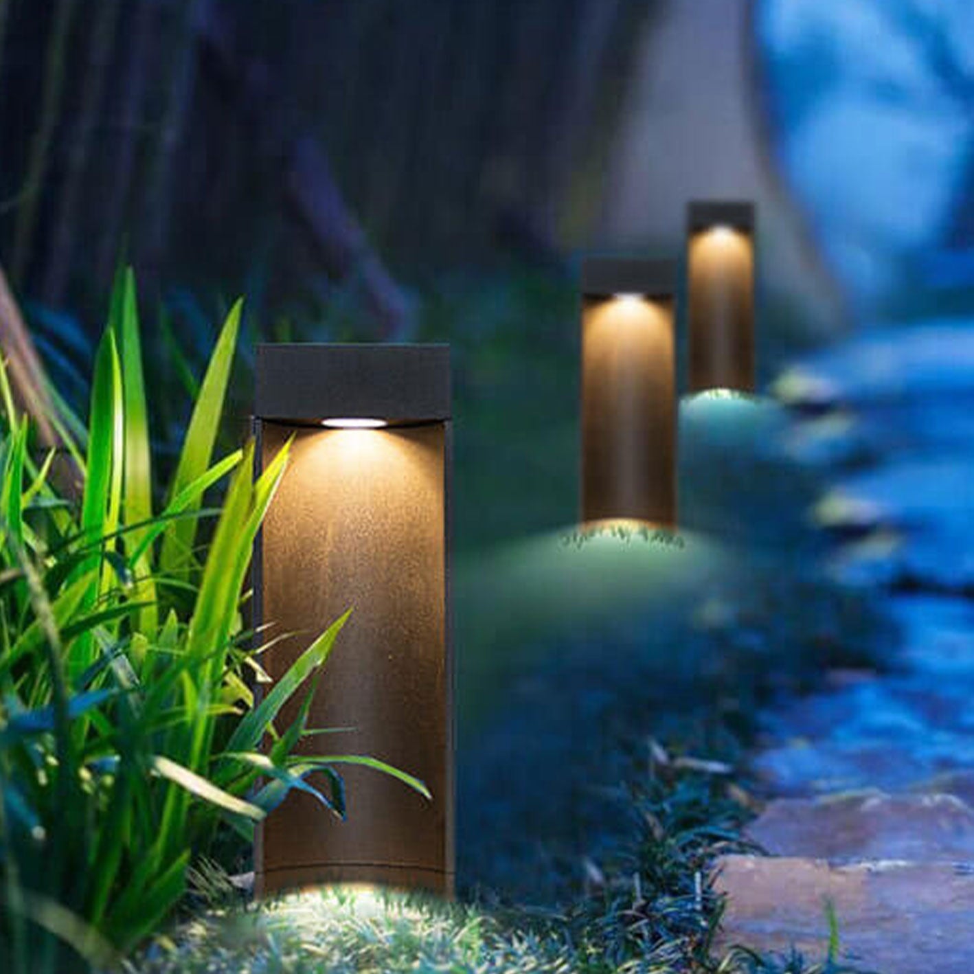 Simple Square Lawn Aluminum Outdoor Light