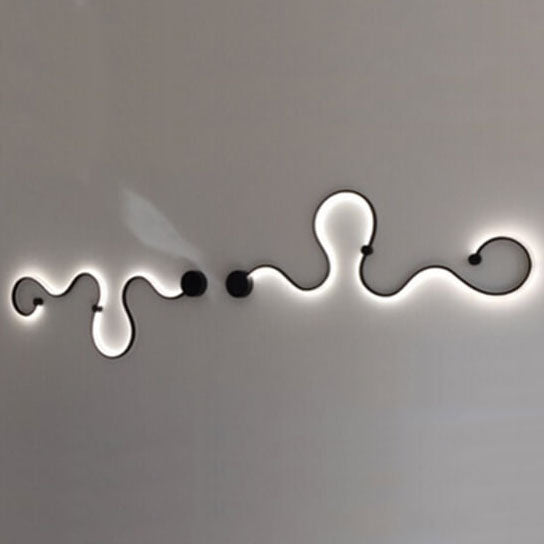 Long Aluminum Snake Shaped Wall Lamp