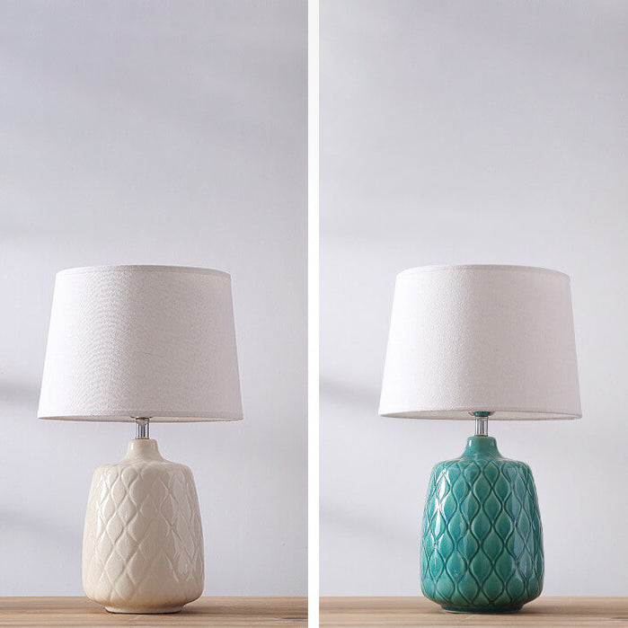 Ceramic Fabric Lampshade Table Lamp