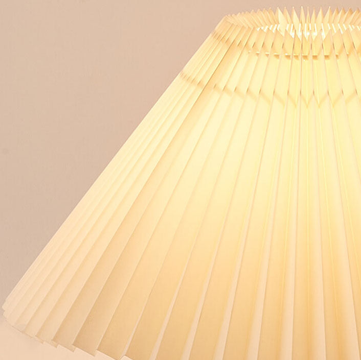 Pleated Wooden Fabric Table Lamp