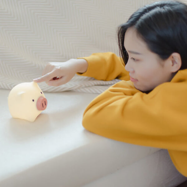 Cute Pig Touch Timer Table Lamp