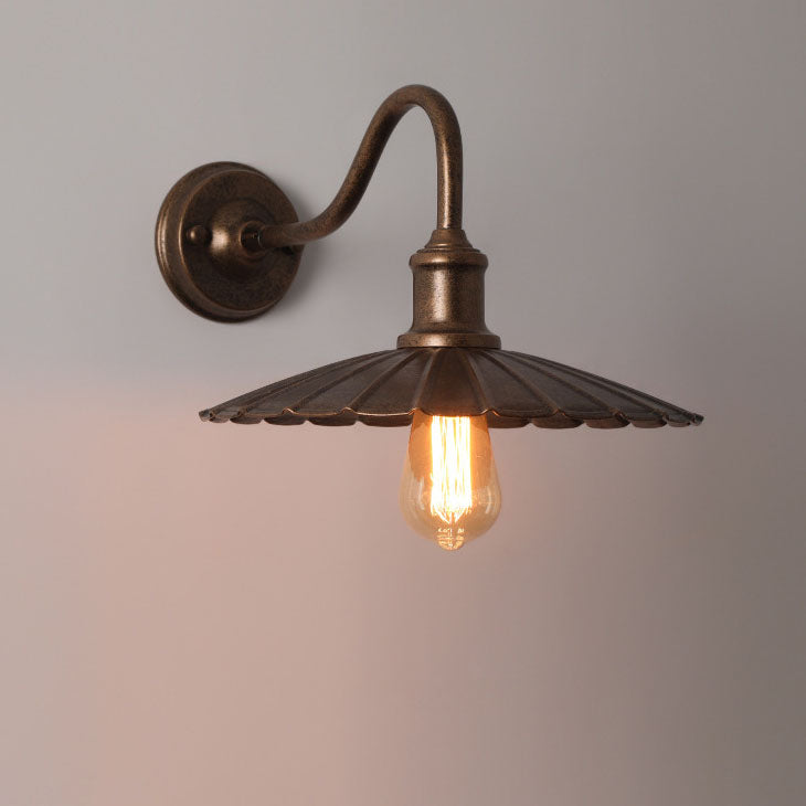Round Pleated Petal Iron Outdoor Light