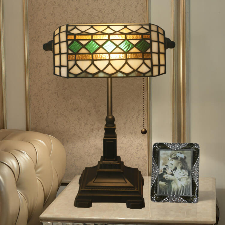 European Vintage Tiffany Table Lamp