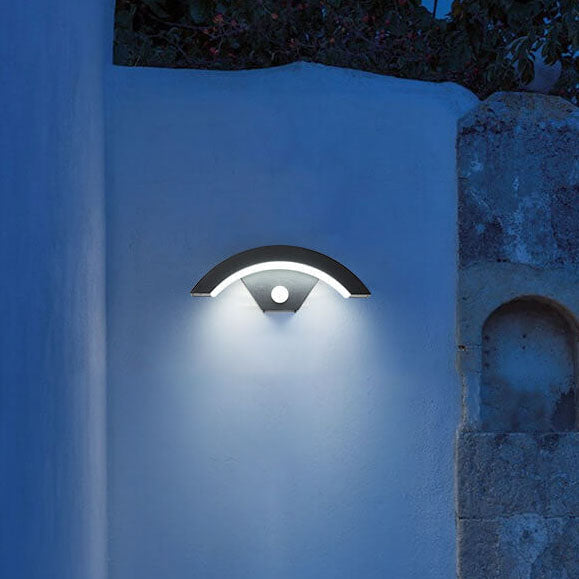 Aluminum Acrylic Curved Outdoor Light