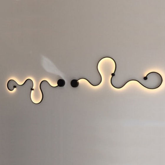 Long Aluminum Snake Shaped Wall Lamp