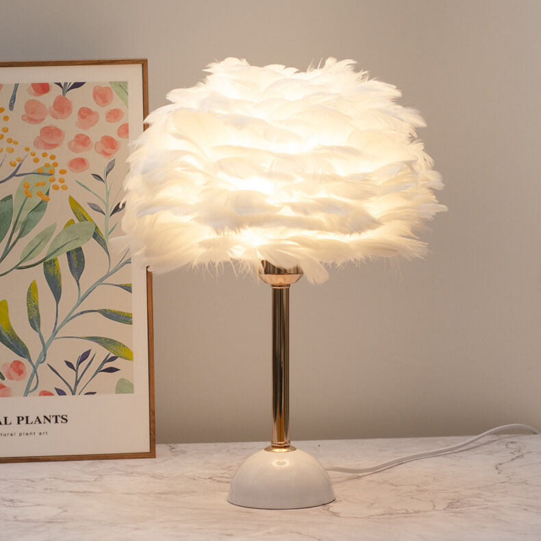 Feather Iron Round Gold Table Lamp