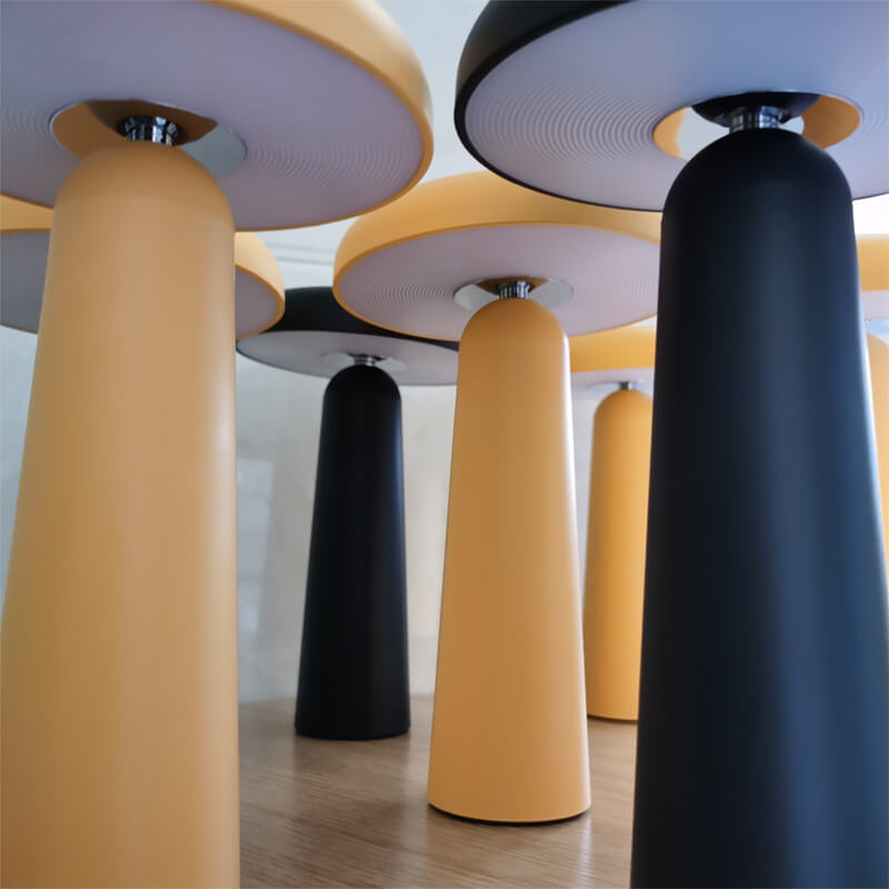Flying Saucer Rotatable Night Table Lamp
