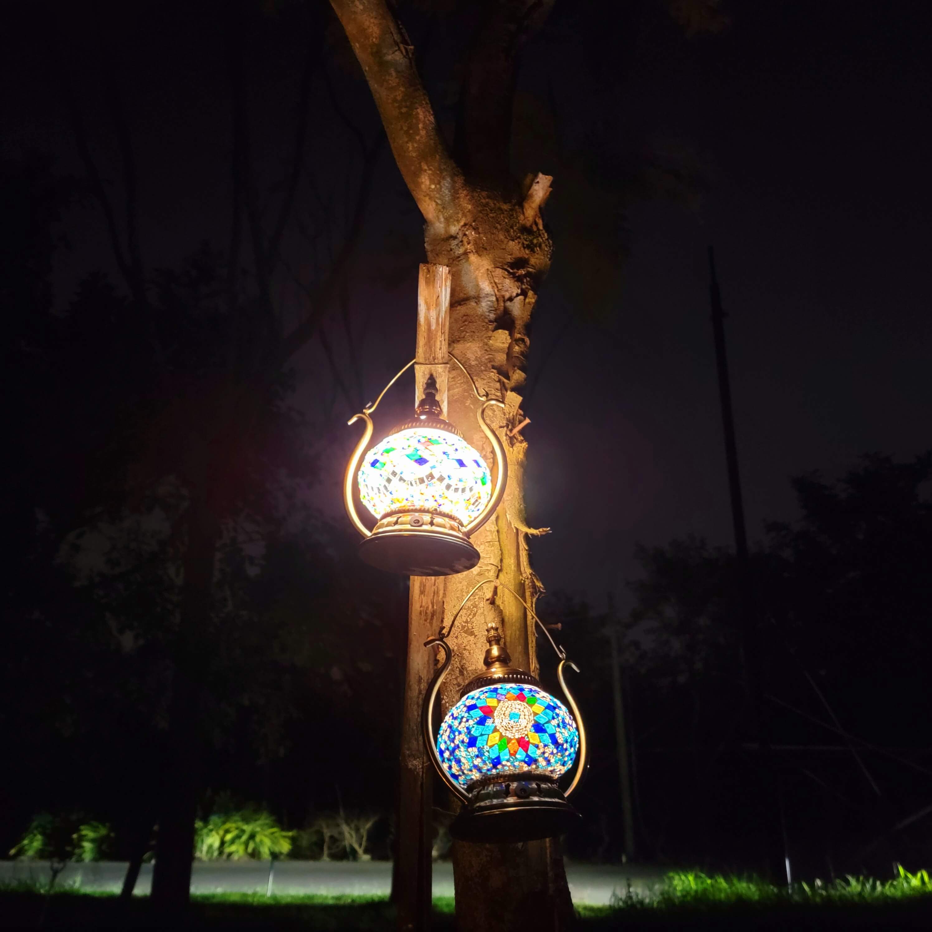 Moroccan Stained Glass Round Table Lamp