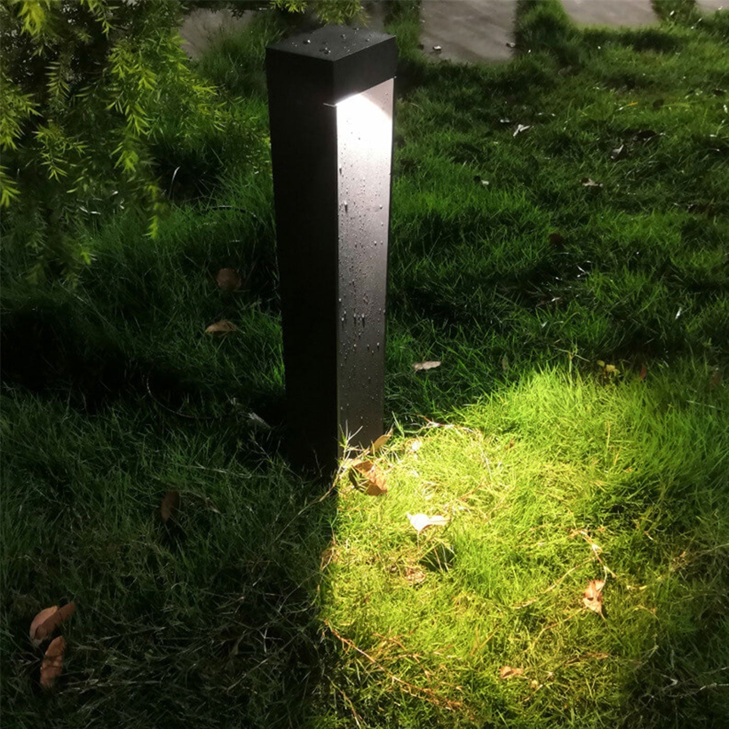 Simple Square Lawn Aluminum Outdoor Light