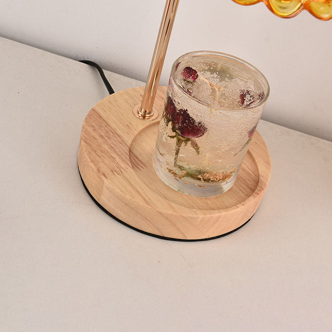 Classical Bellflower Melting Wax Table Lamp