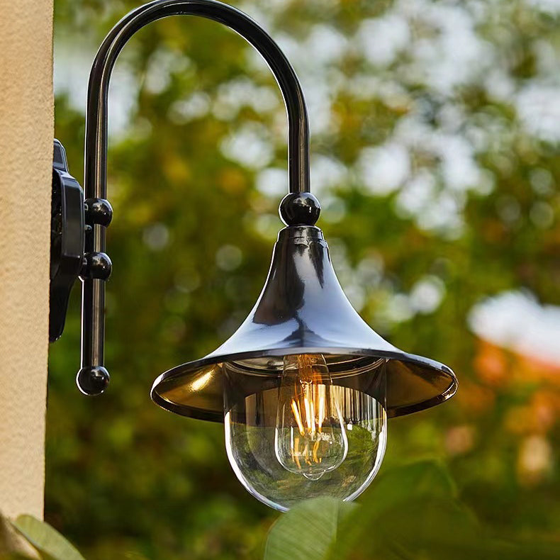 Aluminum Horn Shape Patio Outdoor Light