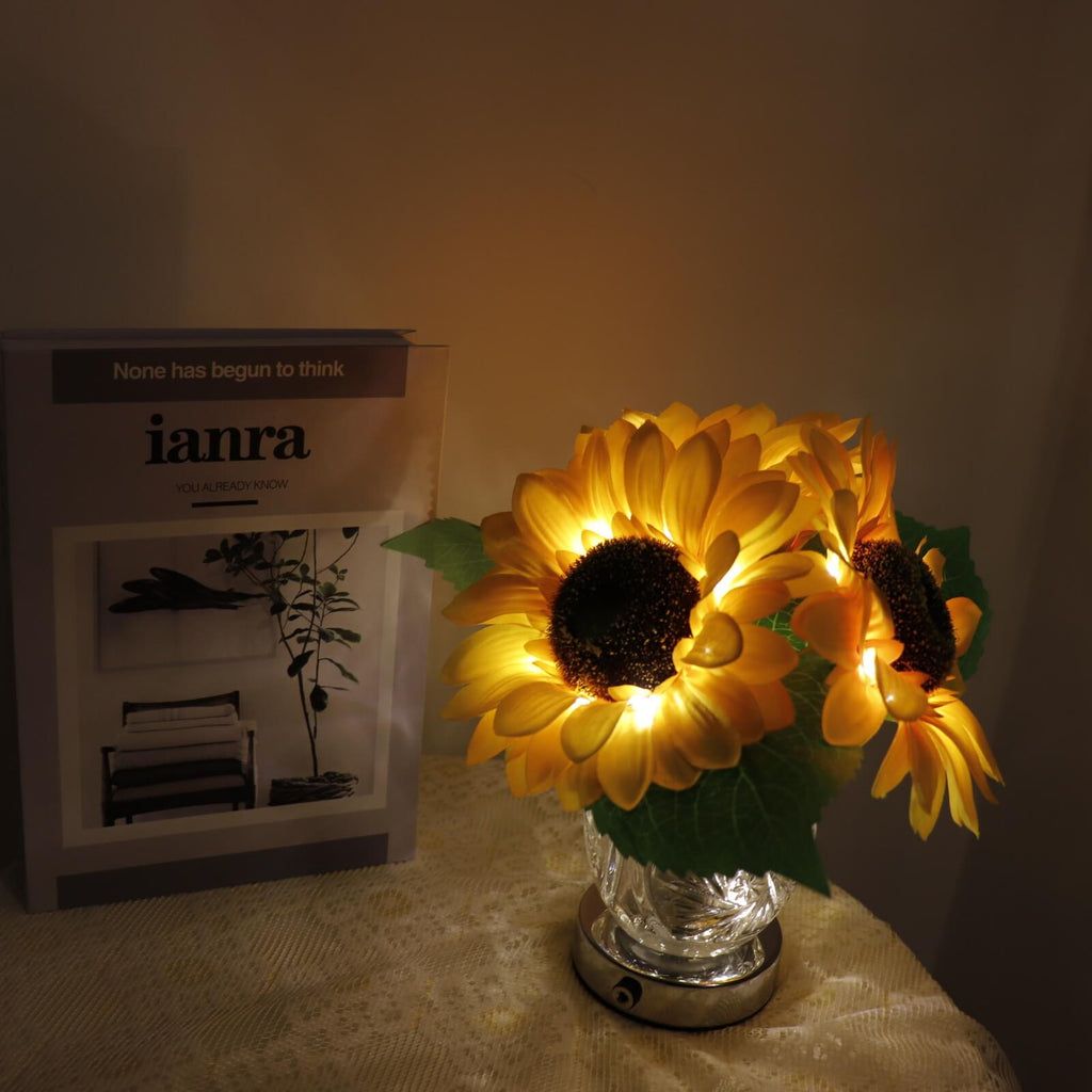 Sunflower Glass Vase Table Lamp