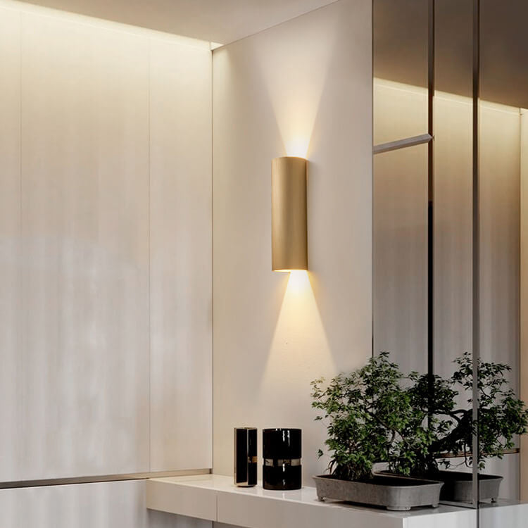 Aluminum Cylindrical Wall Lamp