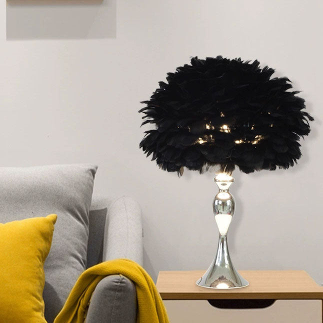 Feather Round Iron Table Lamp