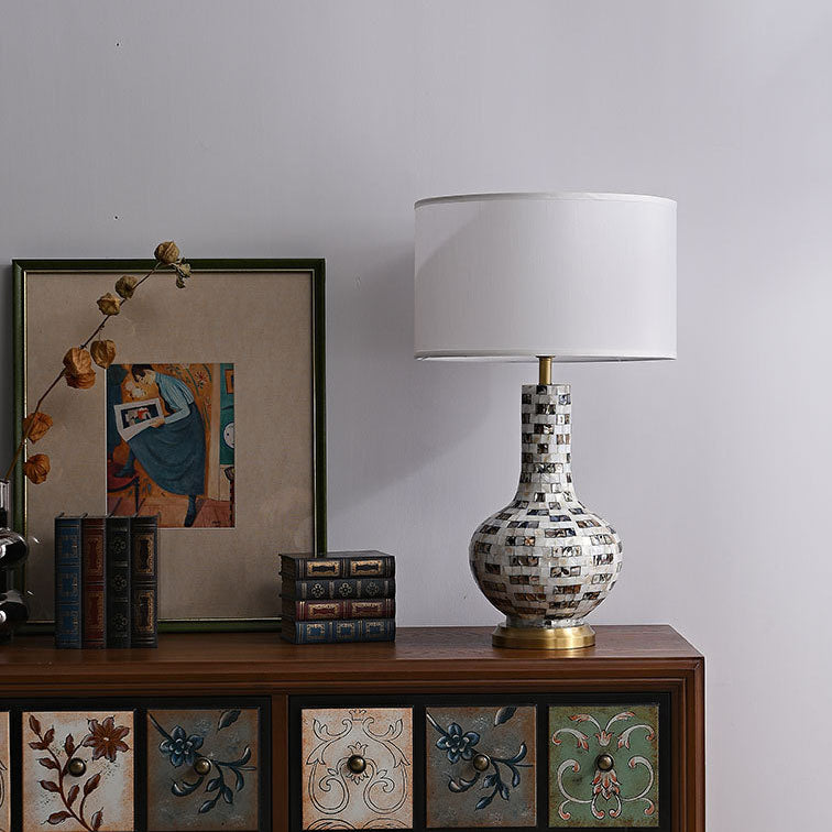 Canvas Shell Decor Vase Table Lamp