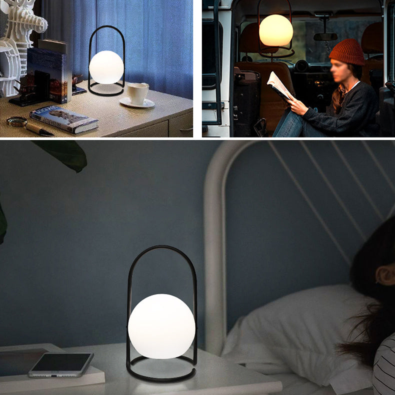 Metal PE Ball Egg Table Lamp