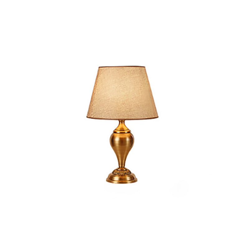 Round Fabric Hardware Bedroom Table Lamp