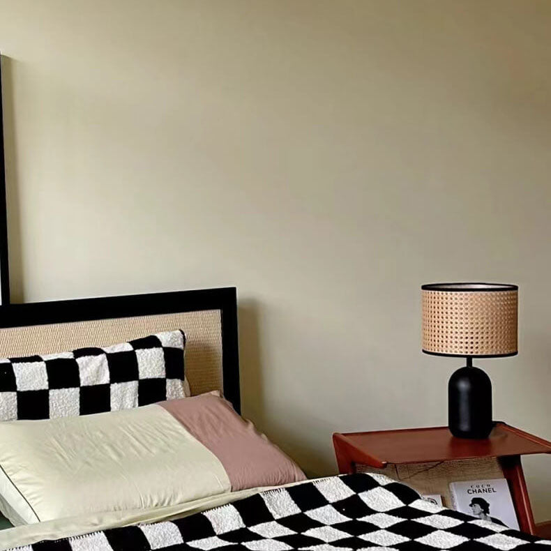 Rattan Weaving Metal Table Lamp