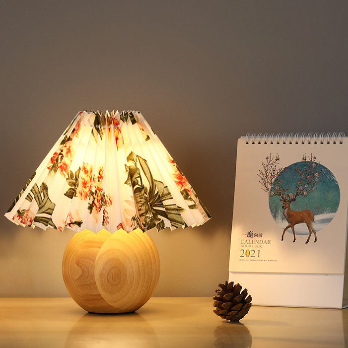 Solid Wood PVC Lampshade Table Lamp