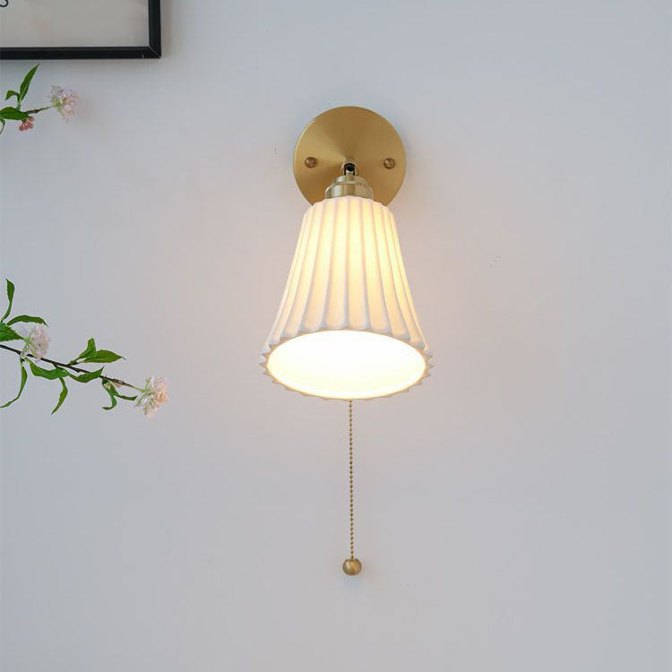 Minimal Brass Ceramic Wall Lamp