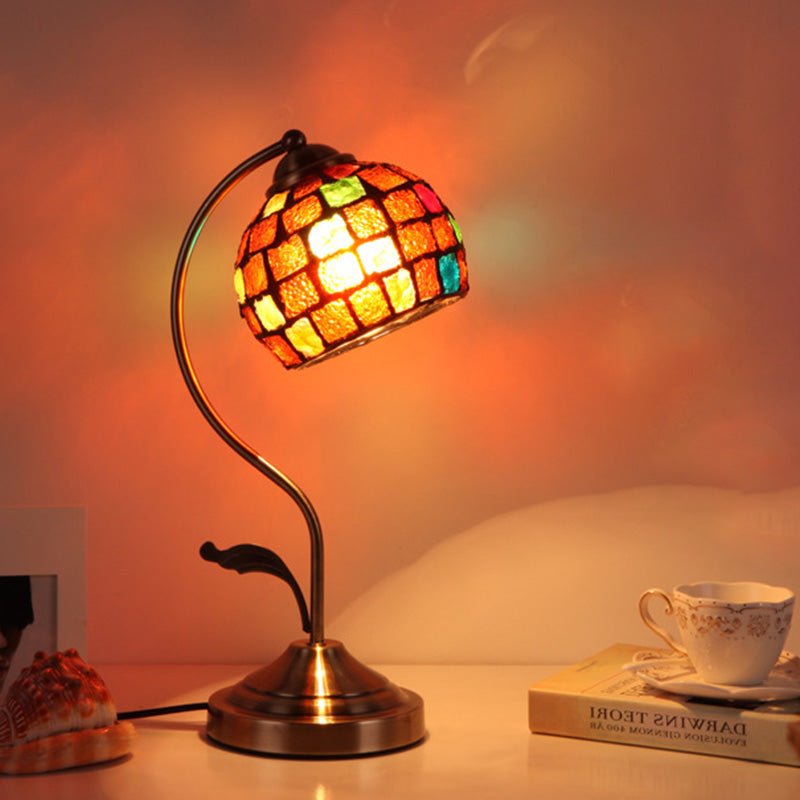 Round Spherical Glass Hardware Table Lamp