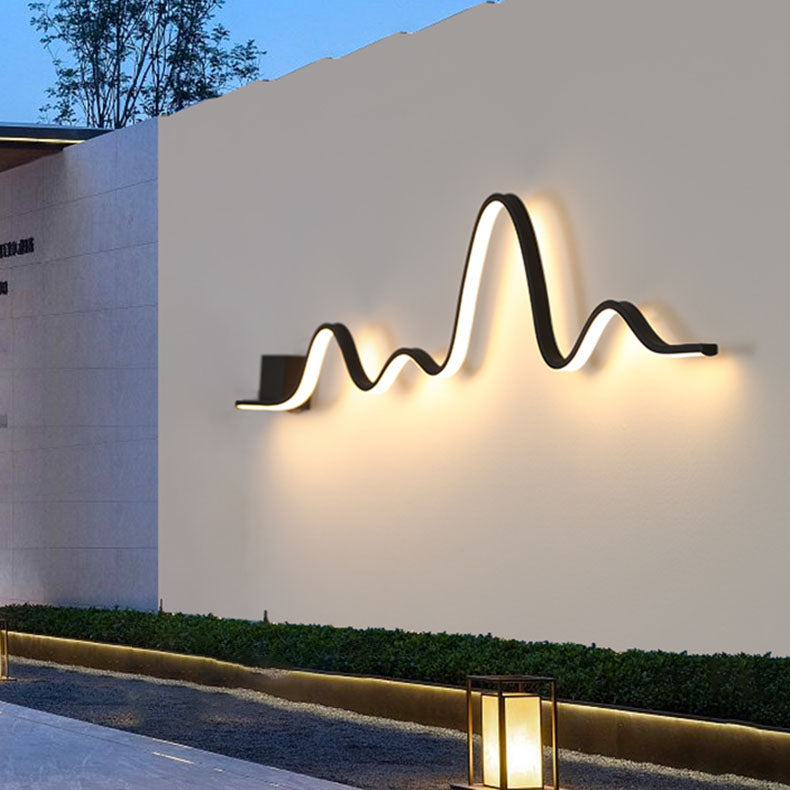 Strip Mountain Iron Aluminium Outdoor Light