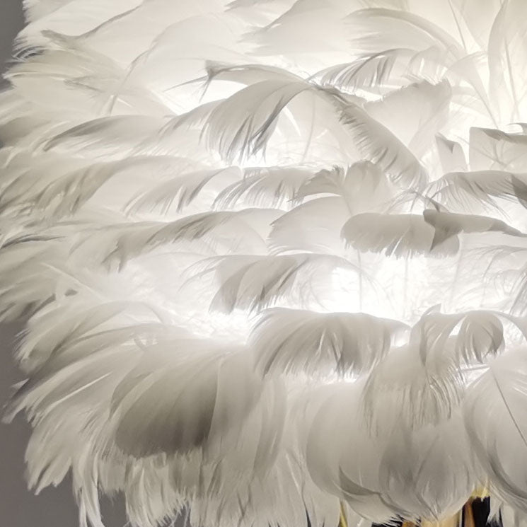 Goose Feather Metal Flamingo Table Lamp