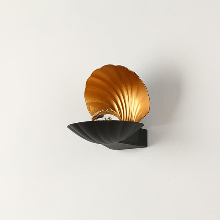 Shell Aluminum Outdoor Light