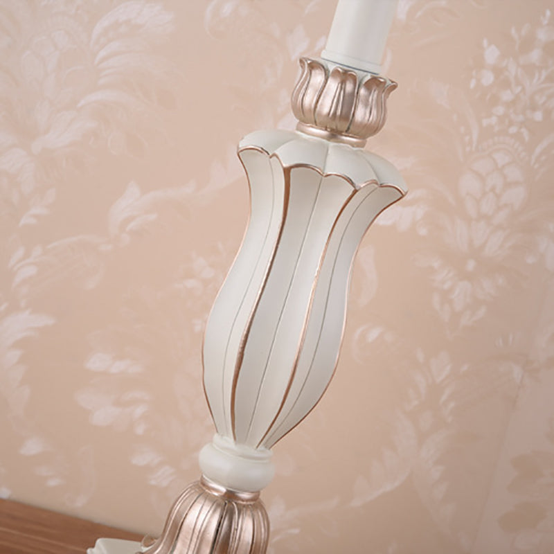 Court Top Resin Fabric Table Lamp