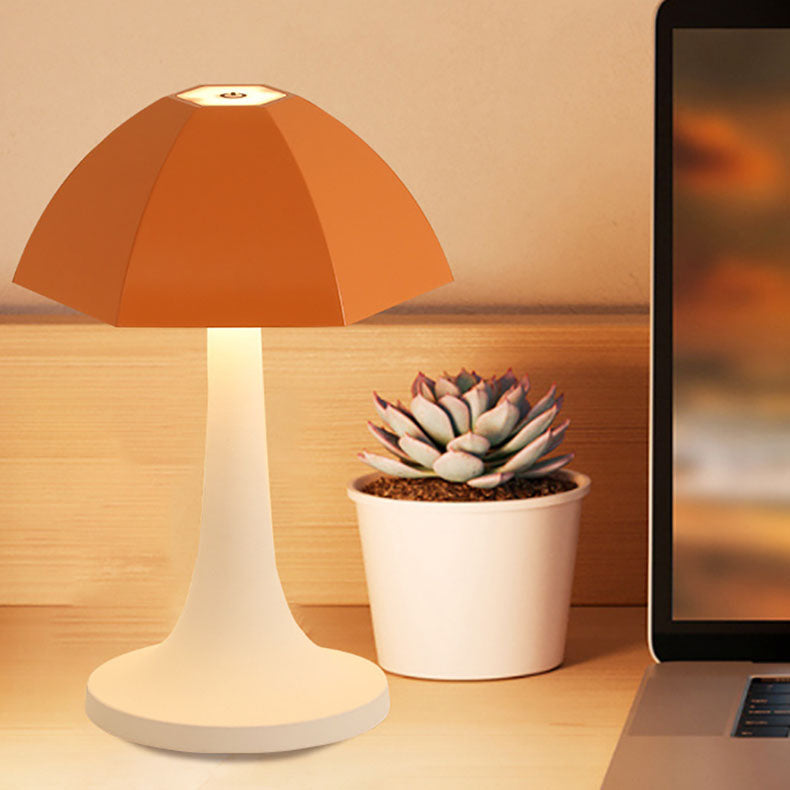 Iron Mushroom PC Charging Table Lamp