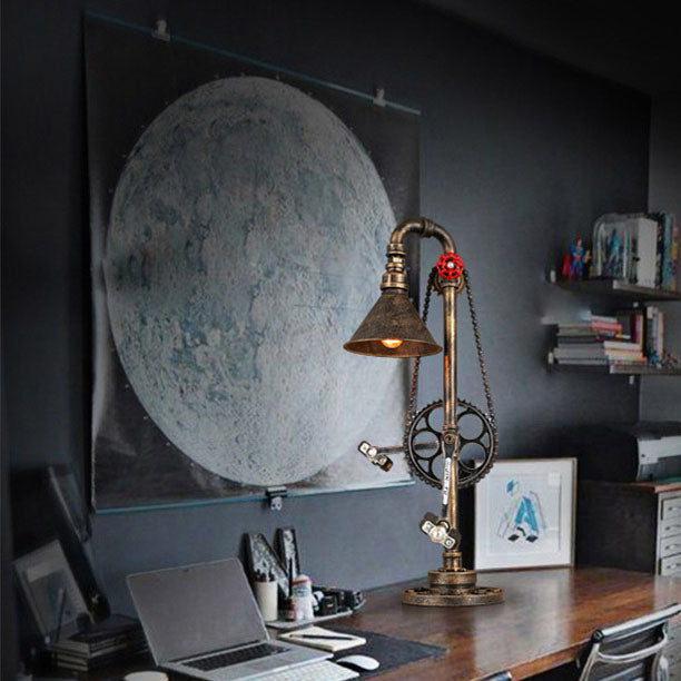 Iron Gear Plumbing Metal Table Lamp